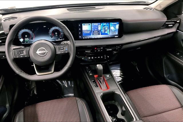 New 2026 Canyon Bronze Nissan SR image 8