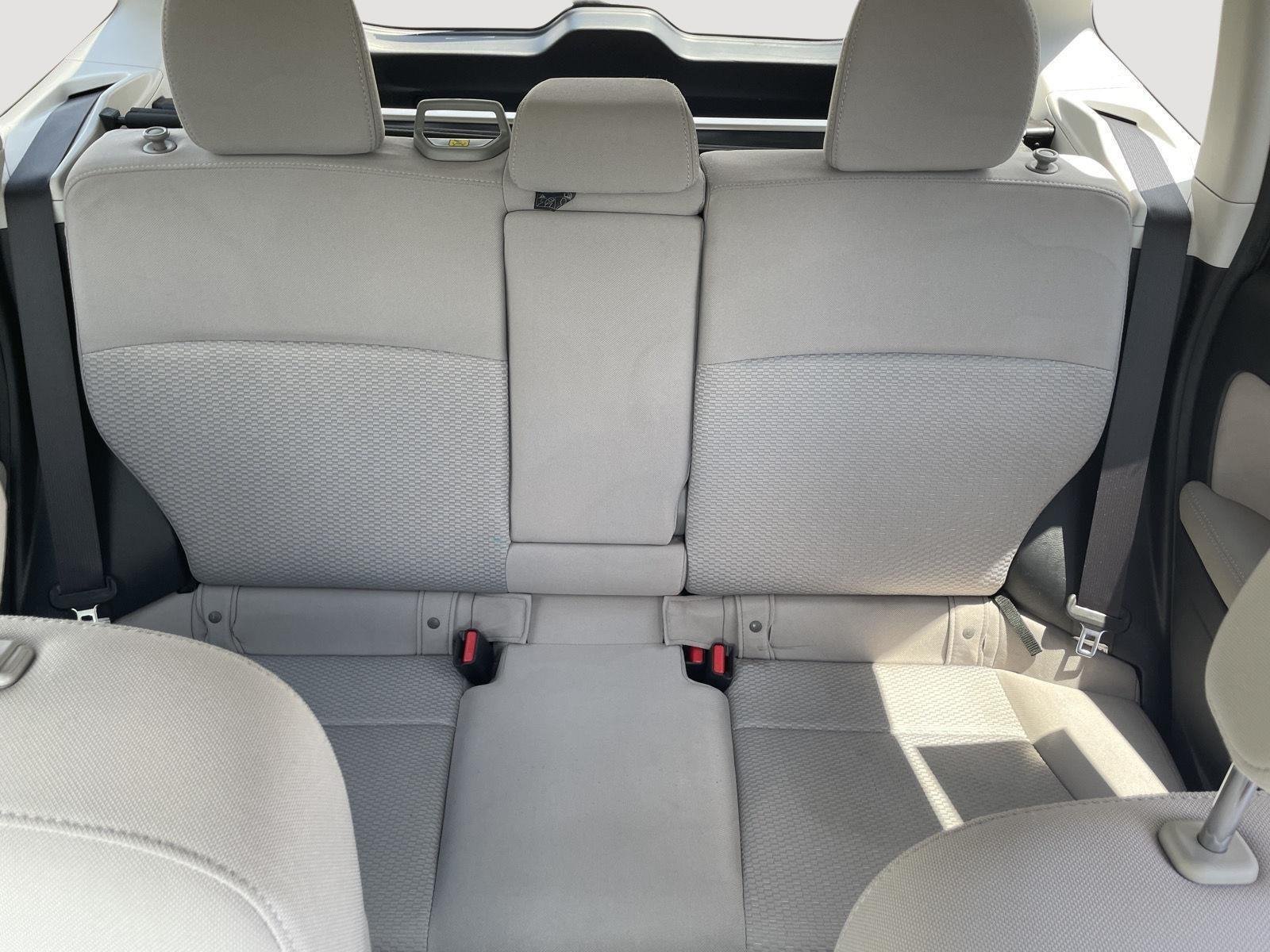 Used 2016 Dark Gray Metallic Subaru 2.5i Premium image 25