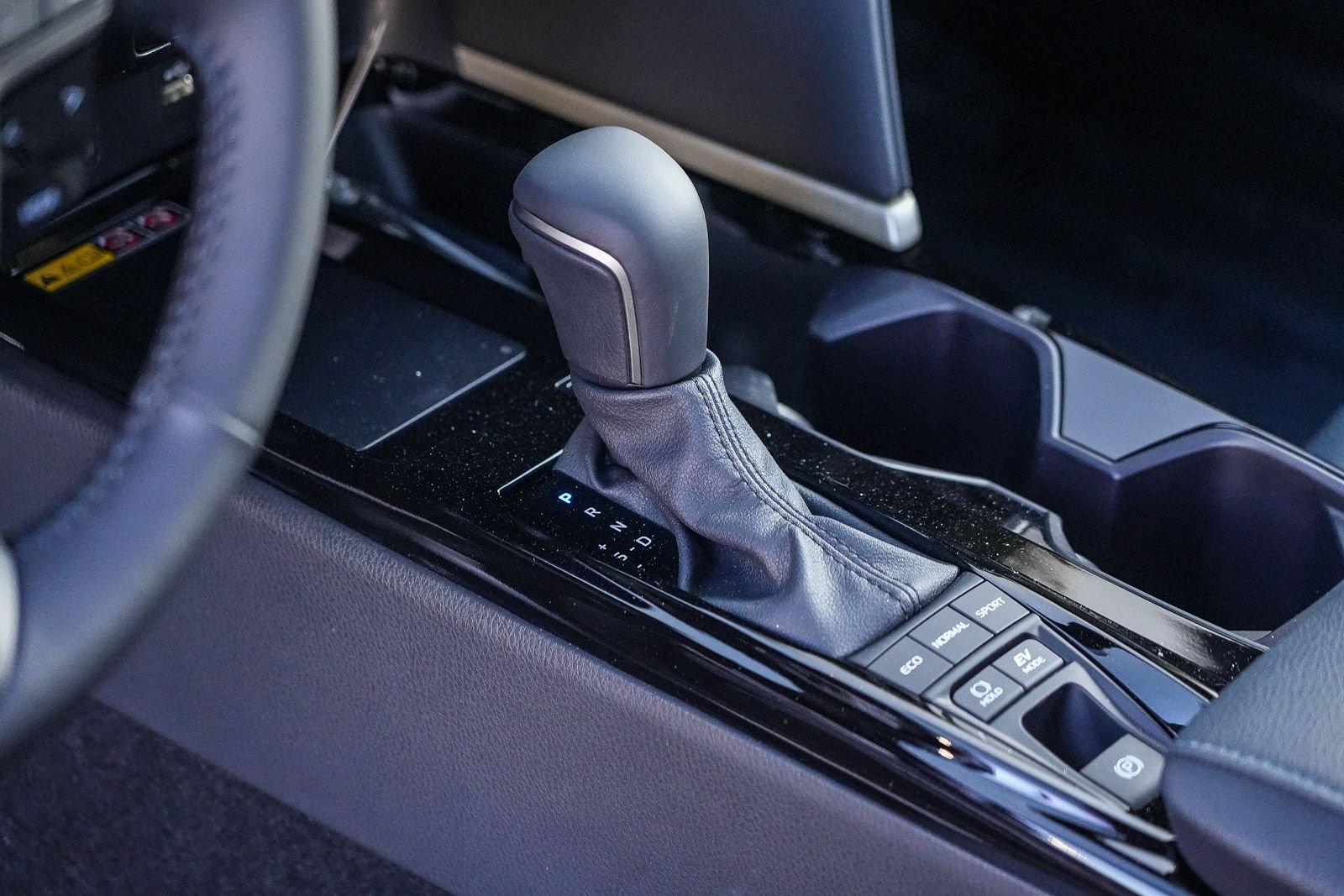 2026 Toyota Camry XSE - Photo 19