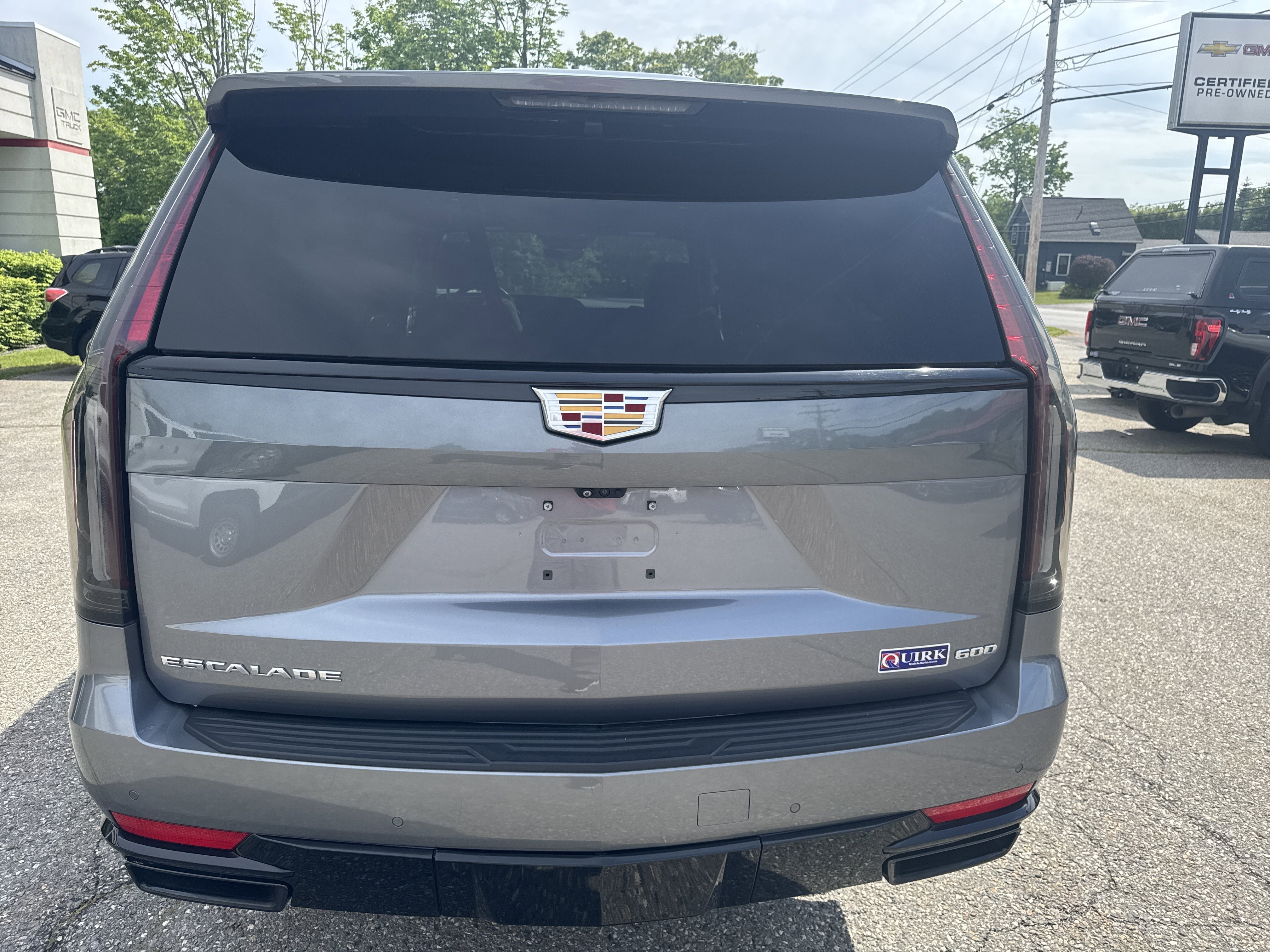 Used 2022 Satin Steel Metallic Cadillac Sport image 6