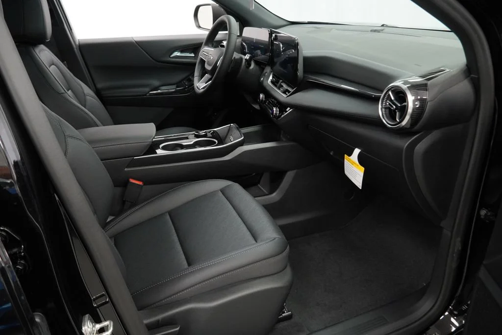 New 2027 Mosaic Black Metallic Chevrolet LT image 29