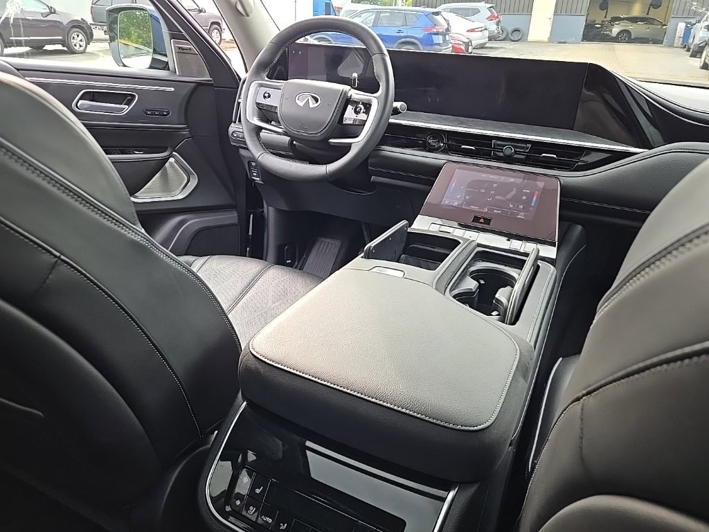 Used 2025 Blue INFINITI SENSORY image 15