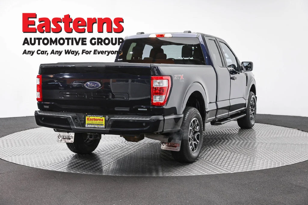 Used 2023 Blue Ford XL image 5