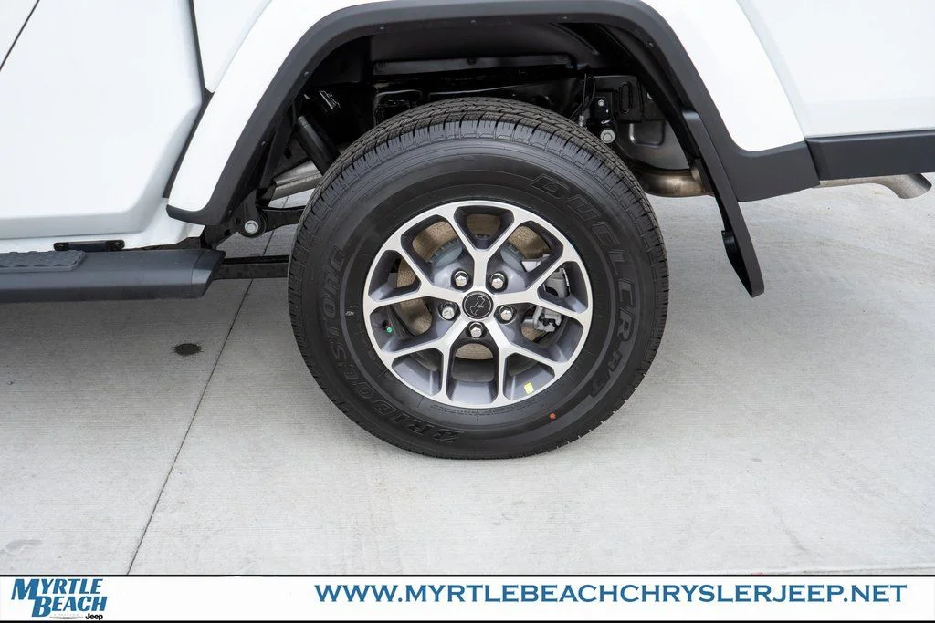 New 2026 Bright White Clear-Coat Exterior Paint Jeep Sport S image 12