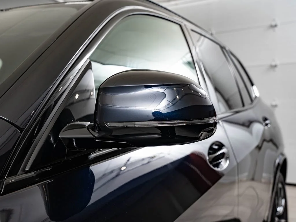 New 2026 Carbon Black Metallic BMW xDrive40i image 17