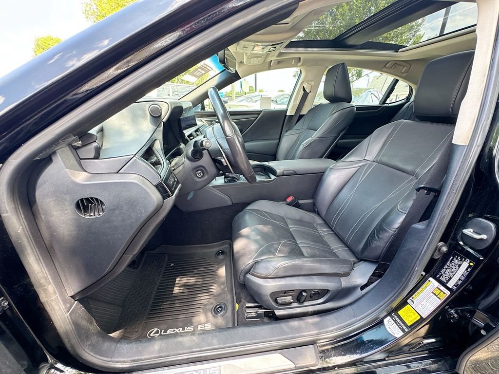 Used 2024 Black Lexus 350 Ultra Luxury image 19