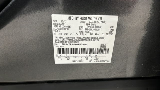 Used 2017 Magnetic Metallic Ford Limited image 29