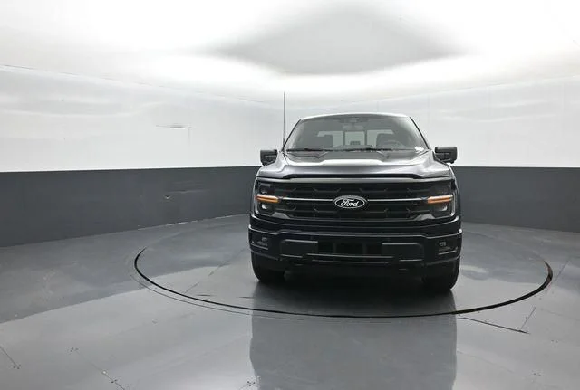 New 2026 Blue Ford XLT image 4