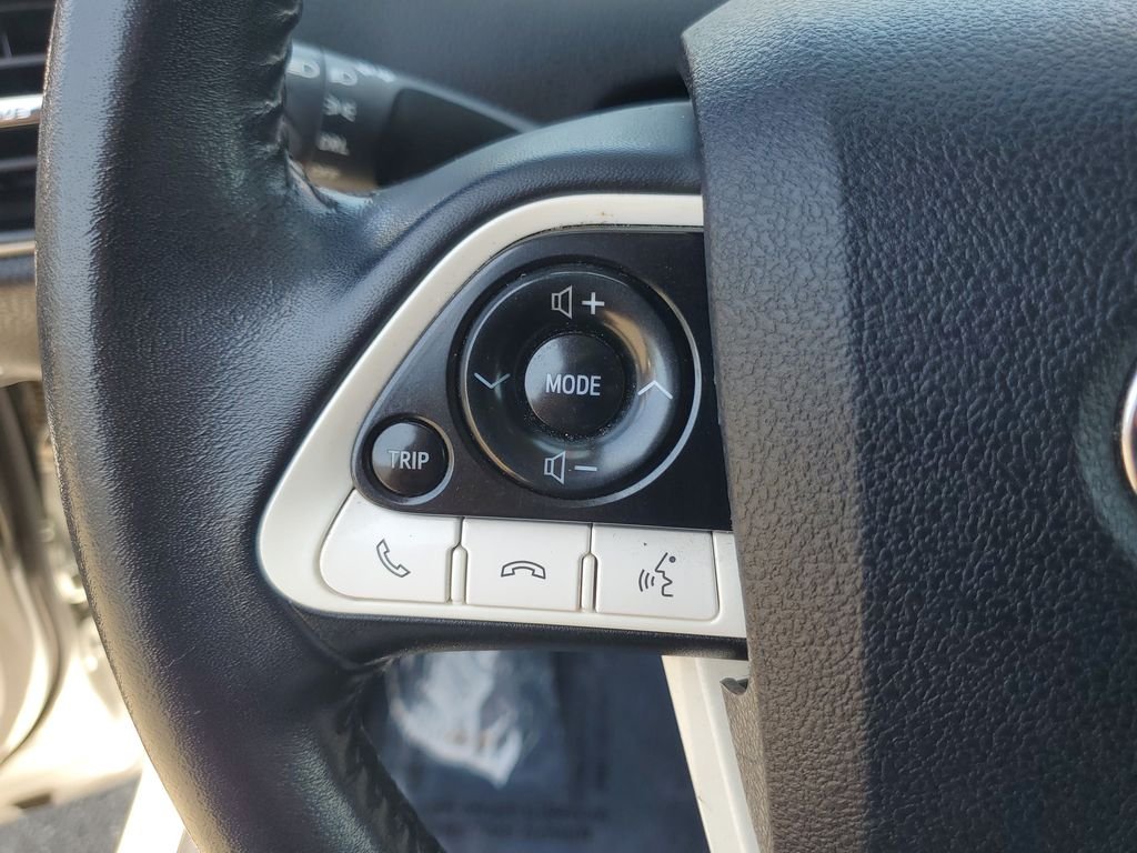 Used 2017 Classic Silver Metallic Toyota Plus image 24