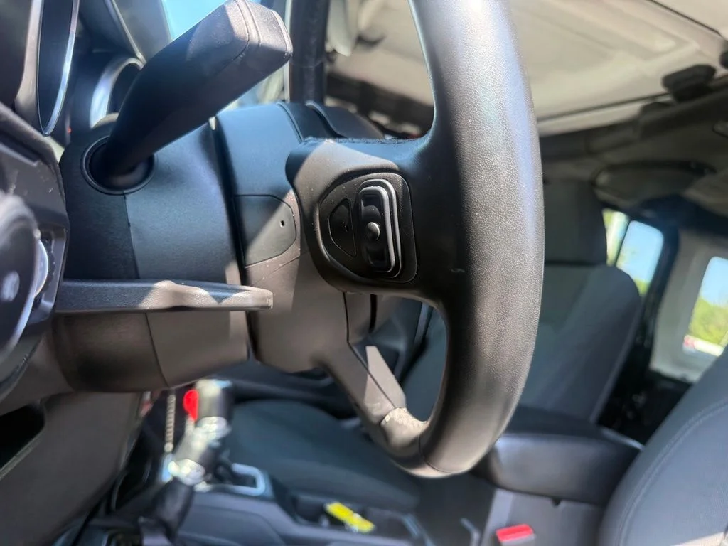 Used 2022 Black Jeep Unlimited Sport S image 18