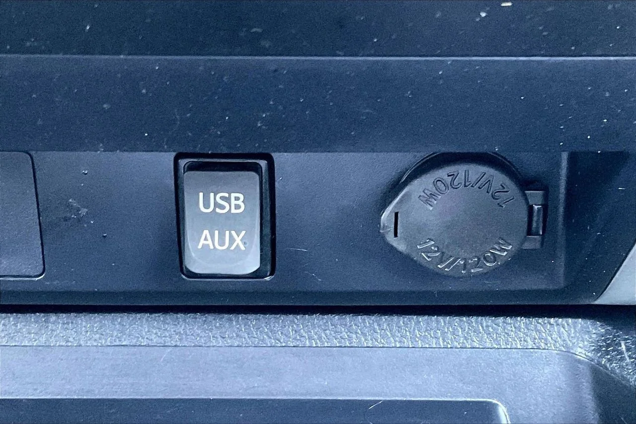 Certified Used 2019 Red Toyota SR5 image 18