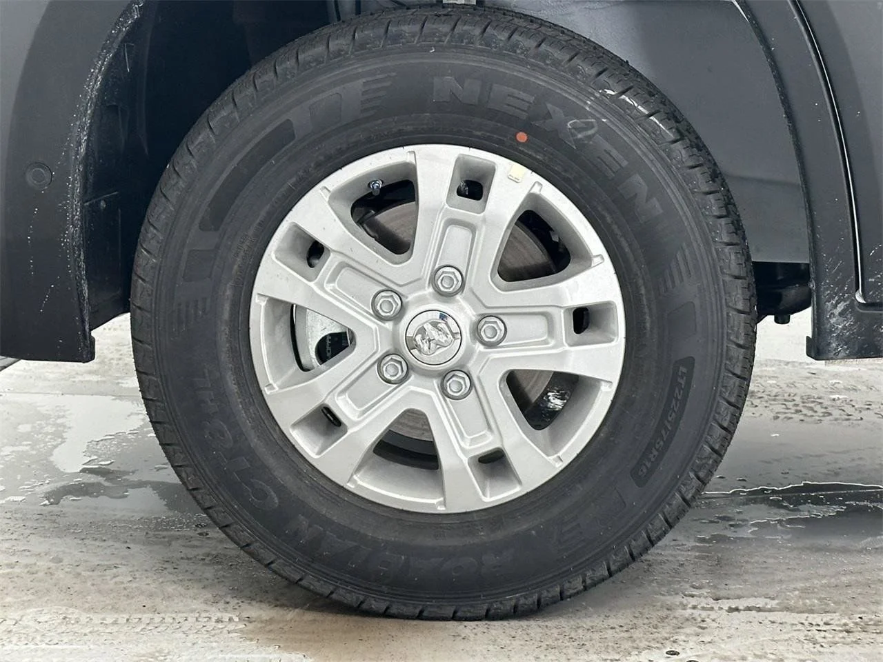 Used 2024 White Ram Low Roof image 31