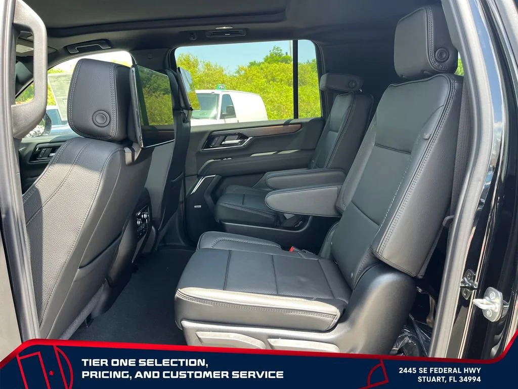 2026 GMC Yukon XL Denali - Photo 11