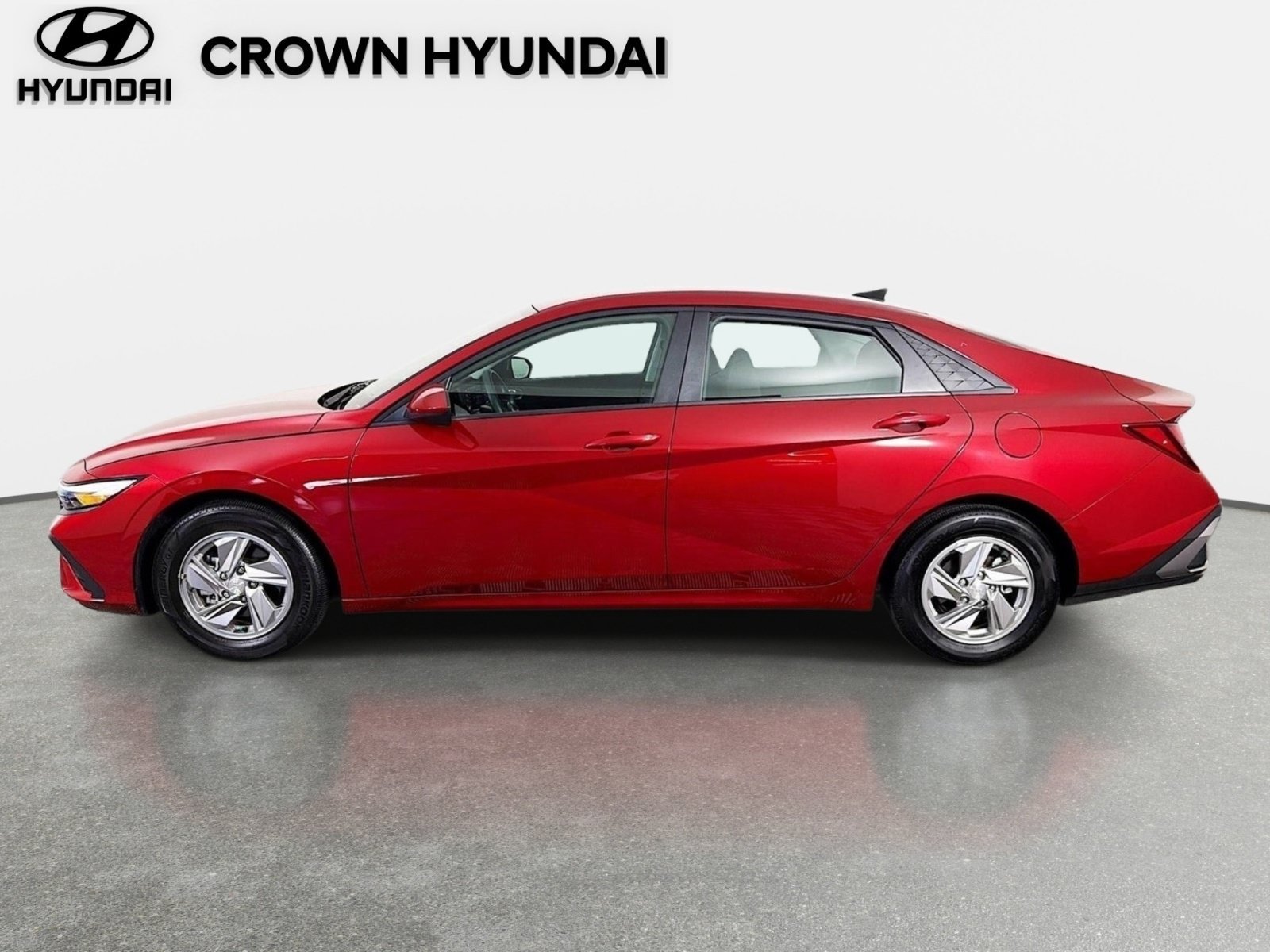 Used 2026 Ultimate Red Hyundai SE image 8