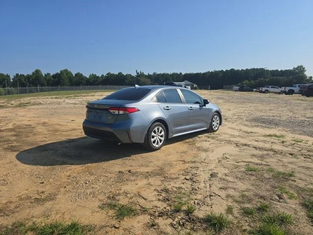 Used 2025  Toyota LE image 8