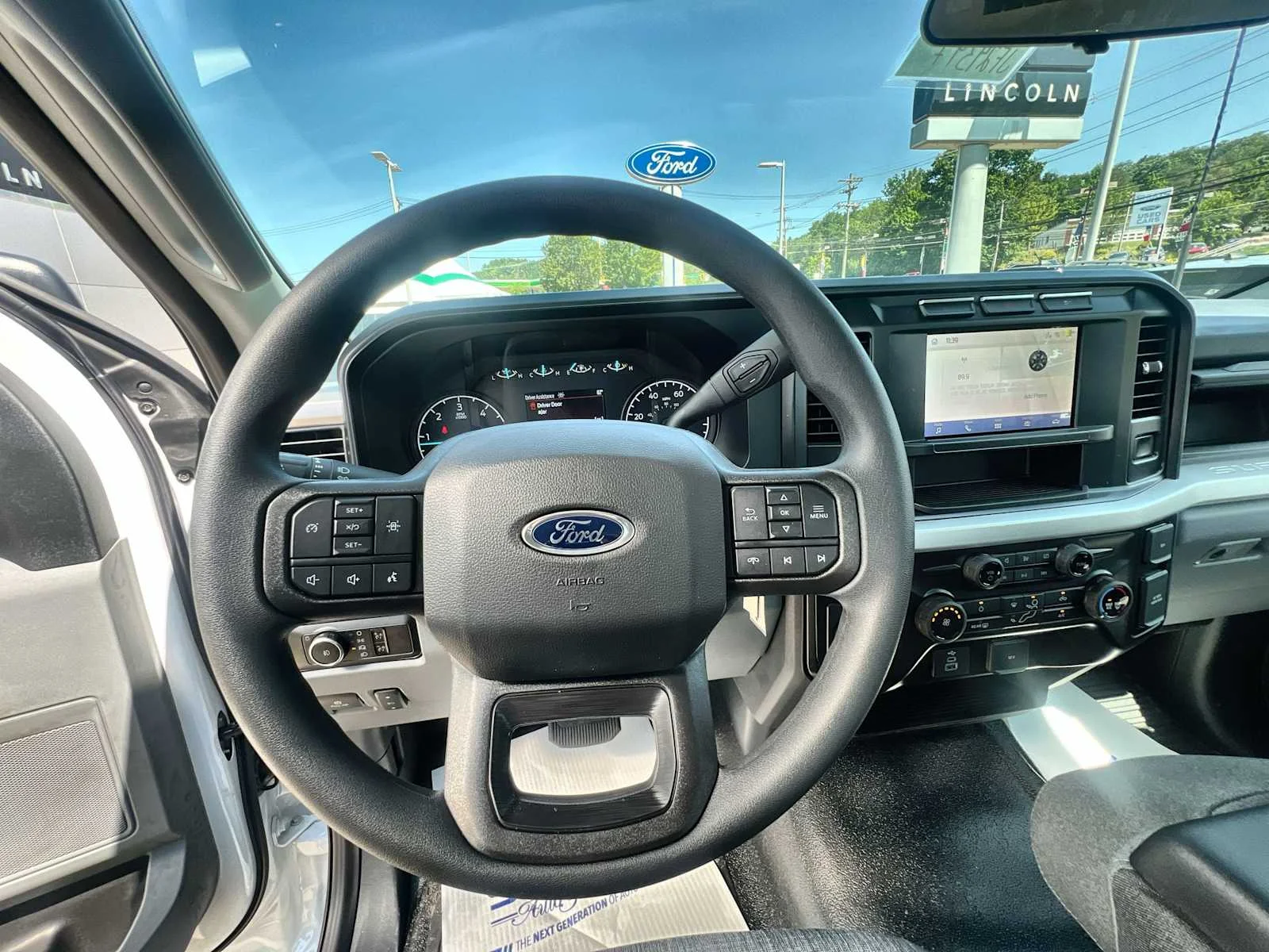 New 2024 WHITE Ford  image 11