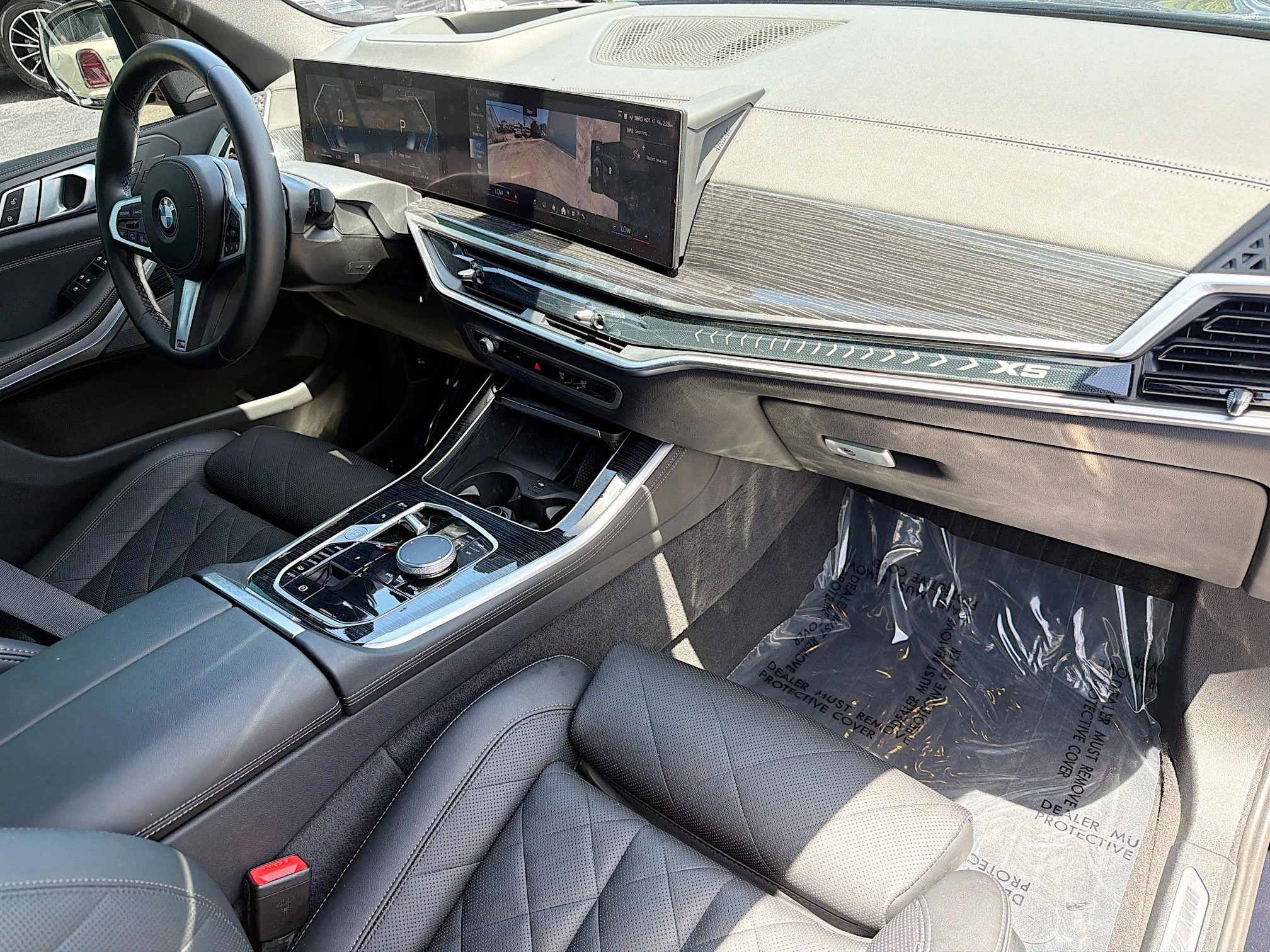 Certified Used 2025 Carbon Black Metallic BMW xDrive40i image 13