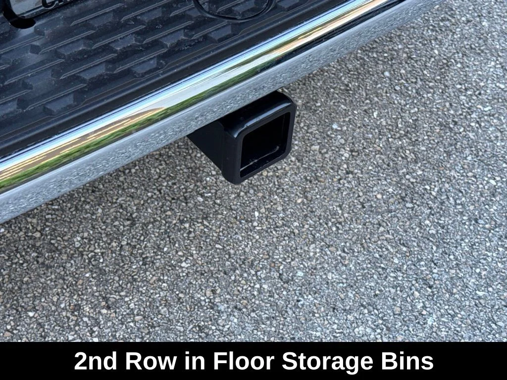 New 2026 Diamond Black Crystal Pearl-Coat Exterior Paint RAM Big Horn/Lone Star image 38