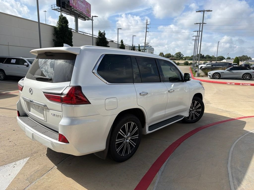 Used 2019 White Pearl Lexus 570 image 3