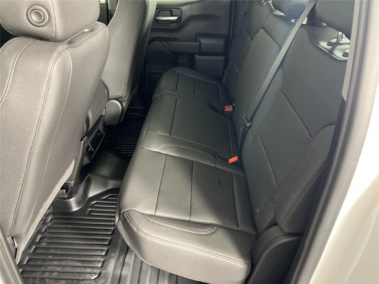 2026 GMC Sierra 1500 Pro - Photo 17