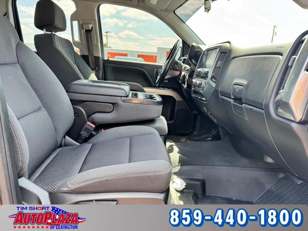 Used 2019 Red Chevrolet LT image 34