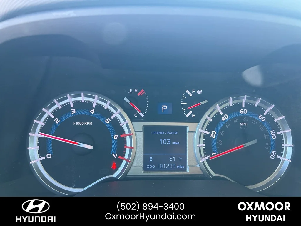 Used 2016 Super White Toyota SR5 image 12