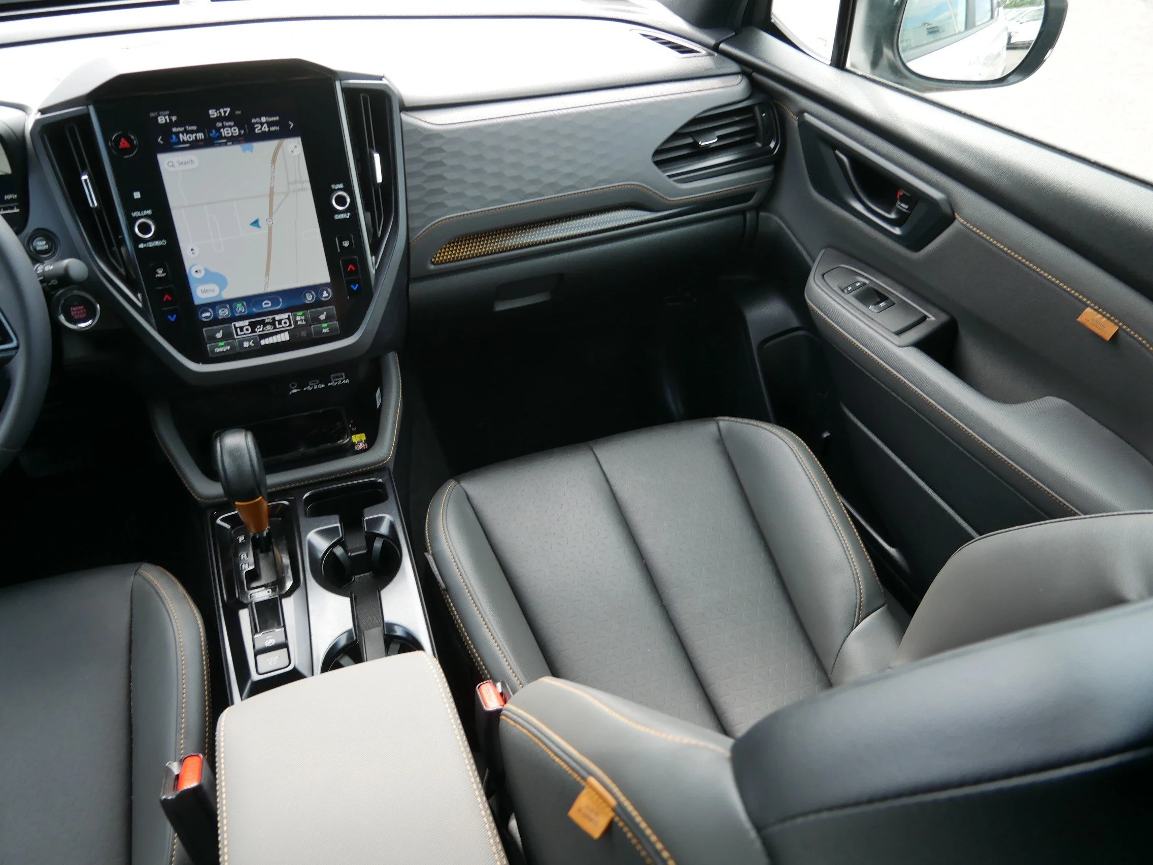 Used 2026 Crystal White Pearl Subaru Wilderness image 11