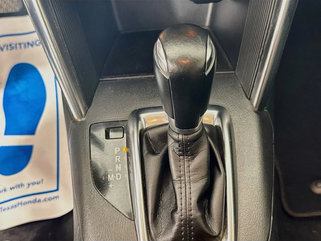 Used 2015 Blue Reflex Mica Mazda Sport image 18