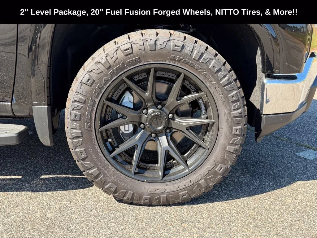 2026 GMC Sierra 1500 SLT - Photo 10