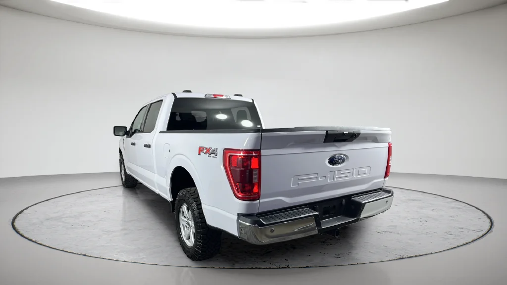 Used 2023 White Ford XLT image 11