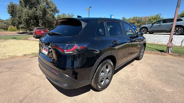 New 2027 Crystal Black Pearl Honda LX AWD image 4