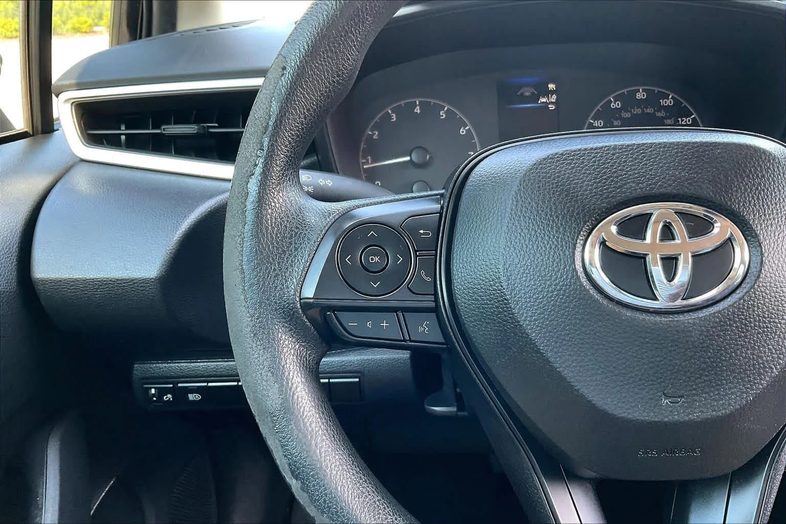 Used 2024 Midnight Black Metallic Toyota LE image 23