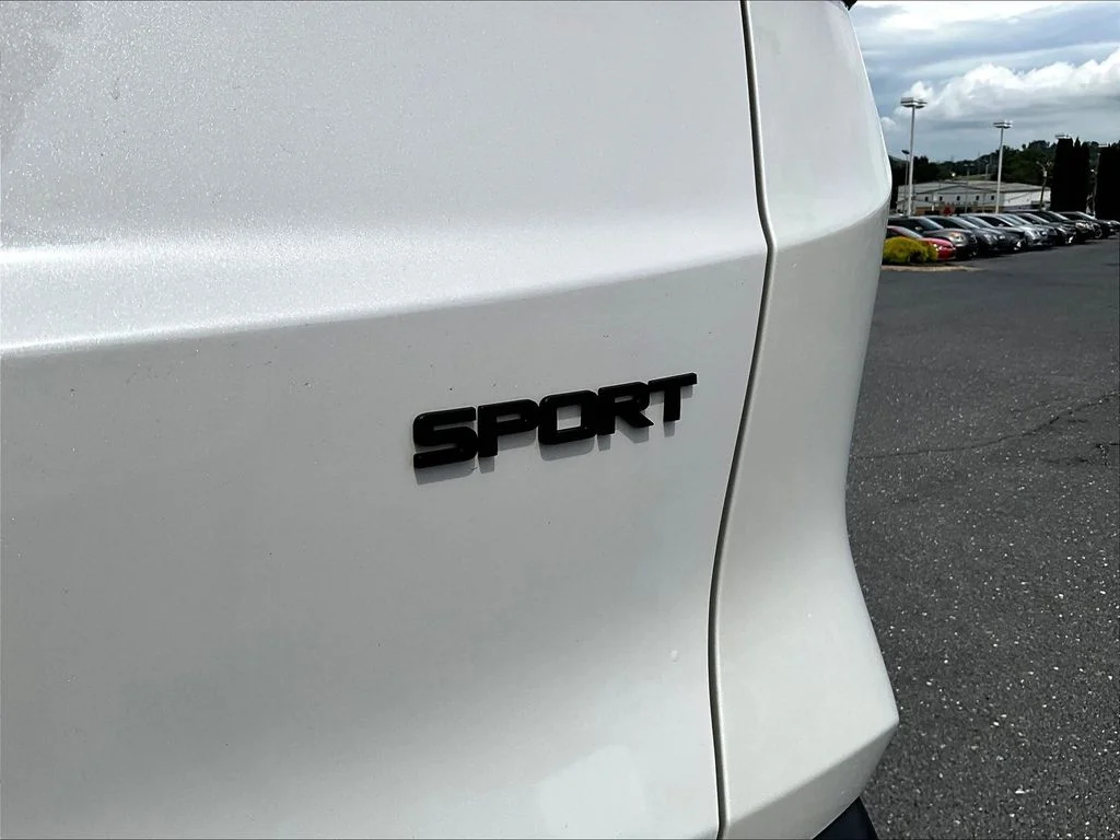 Used 2024 Platinum White Pearl Honda Sport image 26
