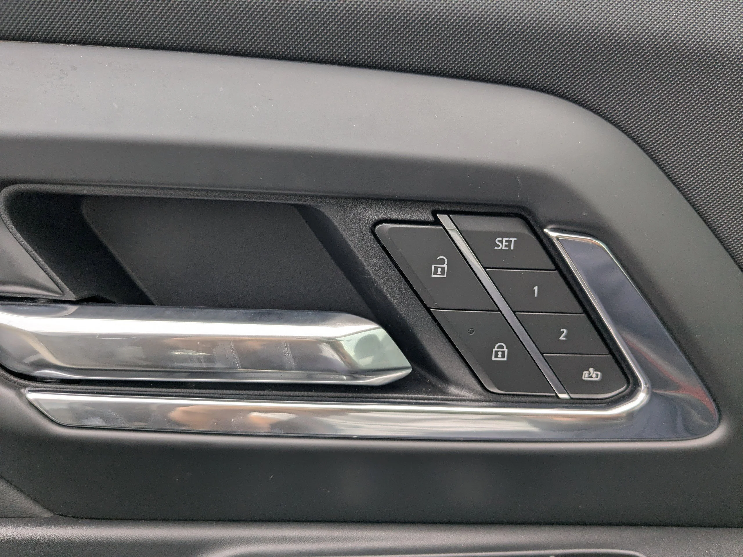 2025 Chevrolet Silverado EV RST - Photo 26