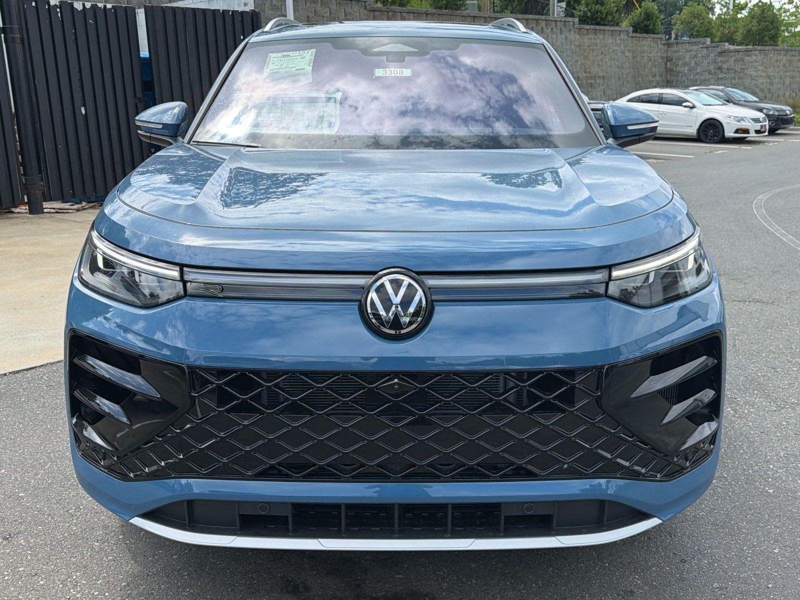 New 2026 monterey blue pearl Volkswagen SEL R-Line Turbo image 8