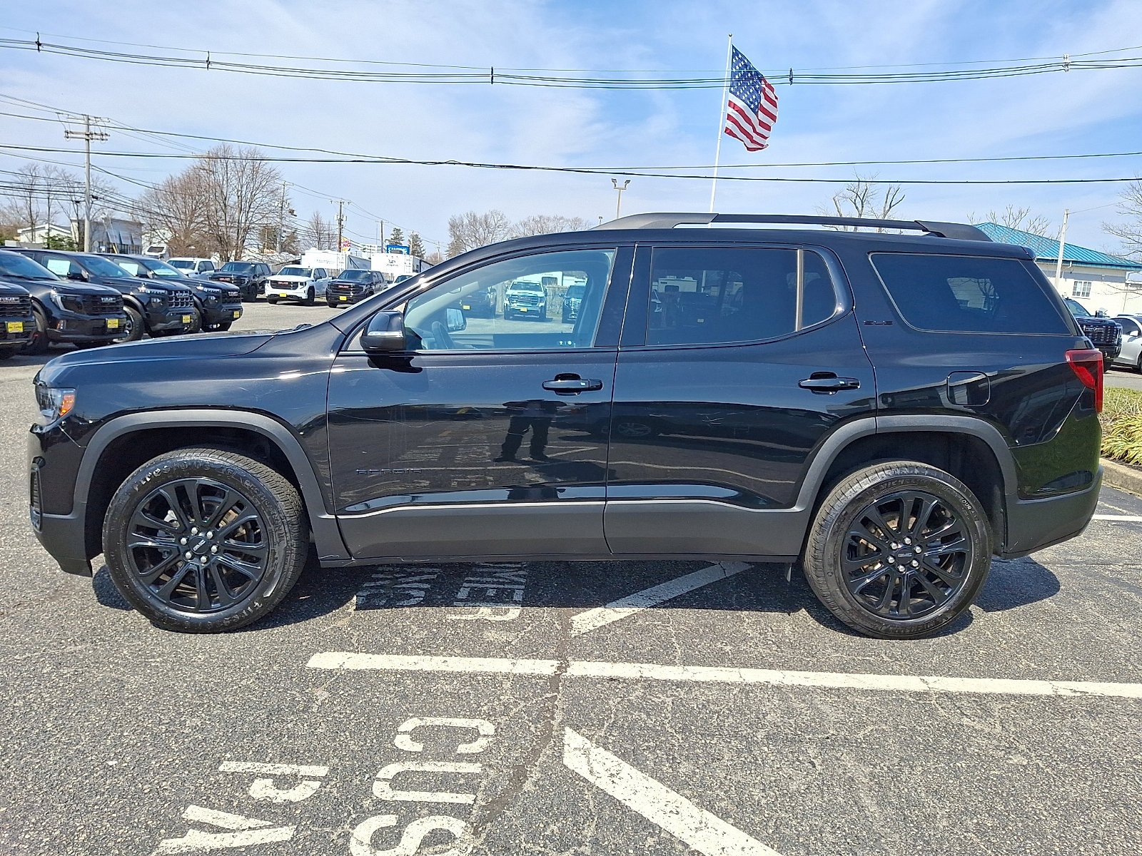 Used 2023 Ebony Twilight Metallic GMC SLE image 6