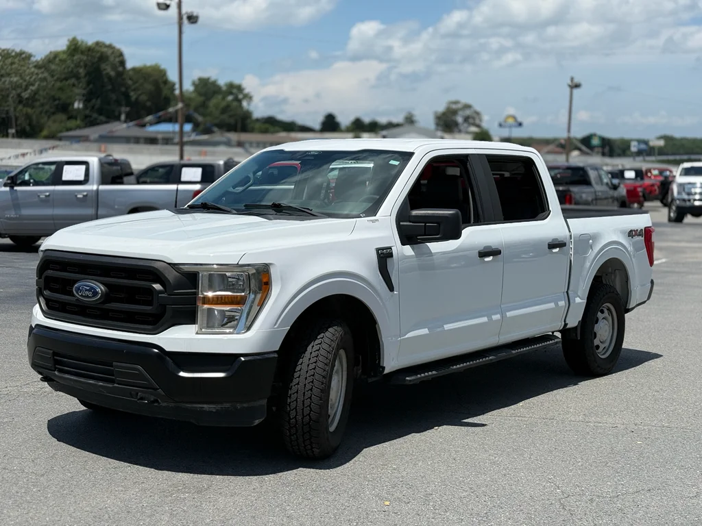Used 2022 Oxford White Ford XL image 3