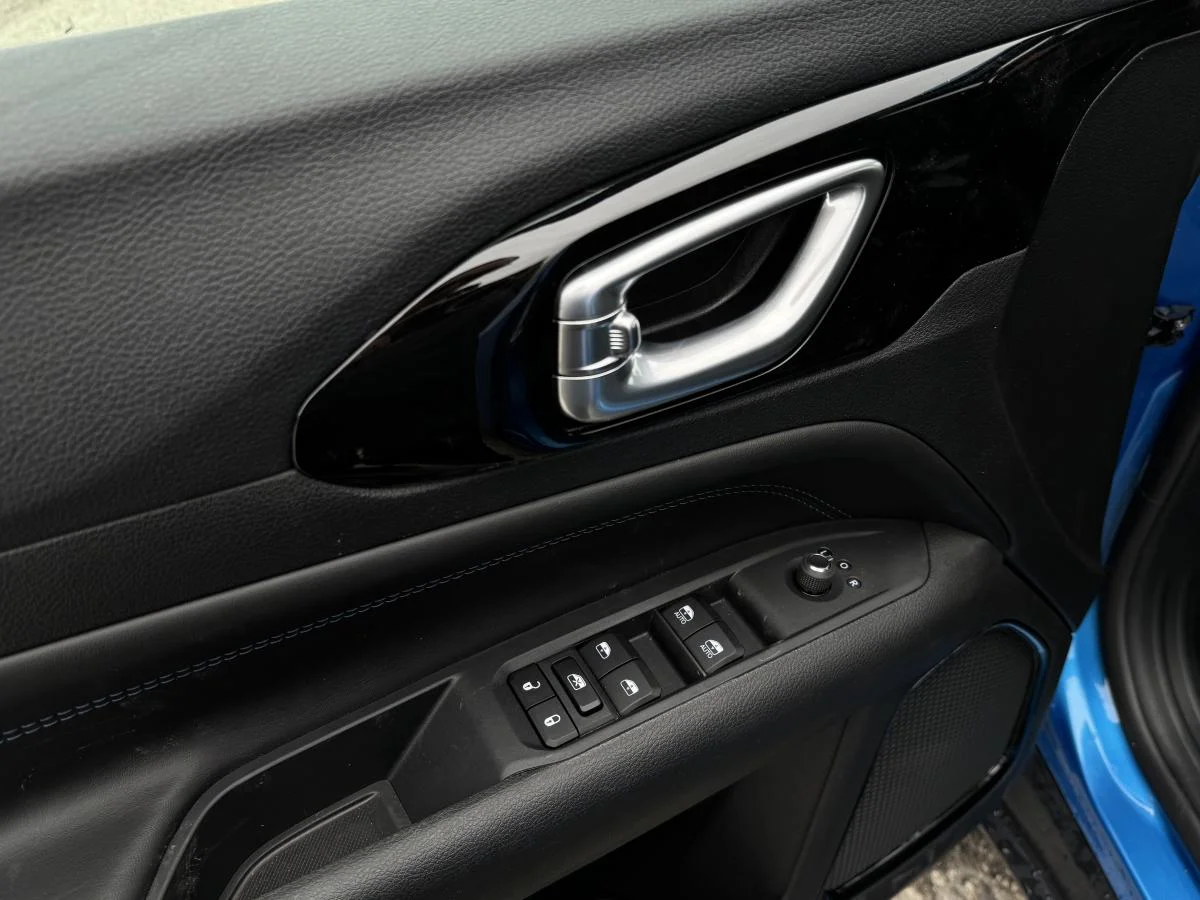 New 2026 Blue Jeep North image 13
