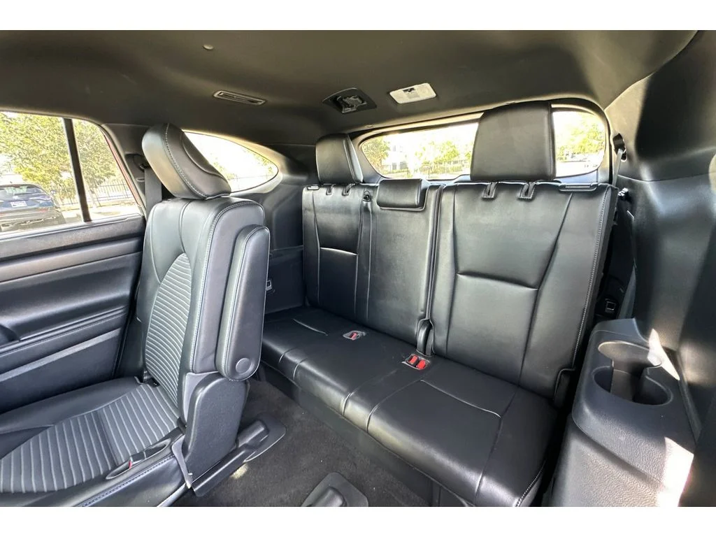 Used 2021 Ruby Flare Pearl Toyota XSE image 18