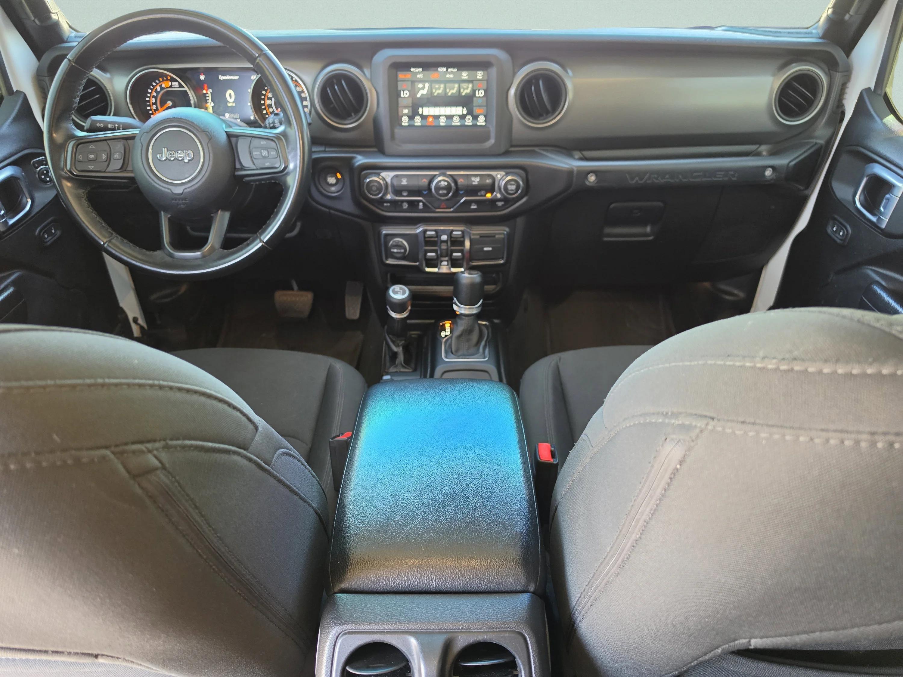 Used 2022 Bright White Clearcoat Jeep Unlimited Sport S image 15