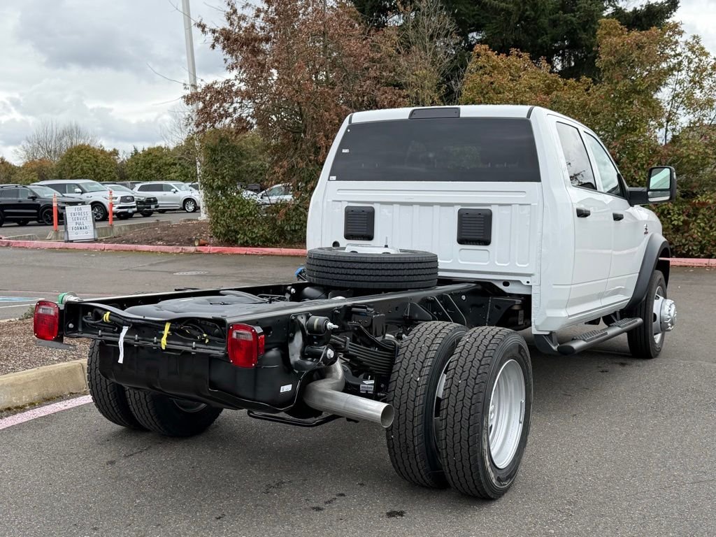 New 2026 Bright White Clearcoat RAM Tradesman image 7