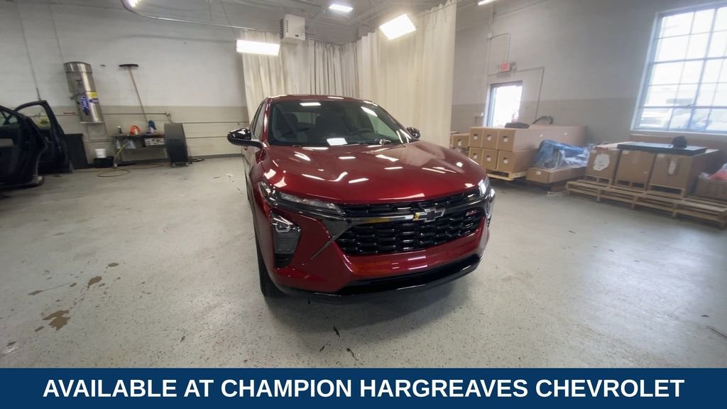 Used 2024 Crimson Chevrolet 1RS image 3