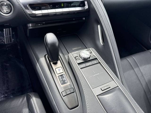 Used 2021 White Lexus 500 image 21