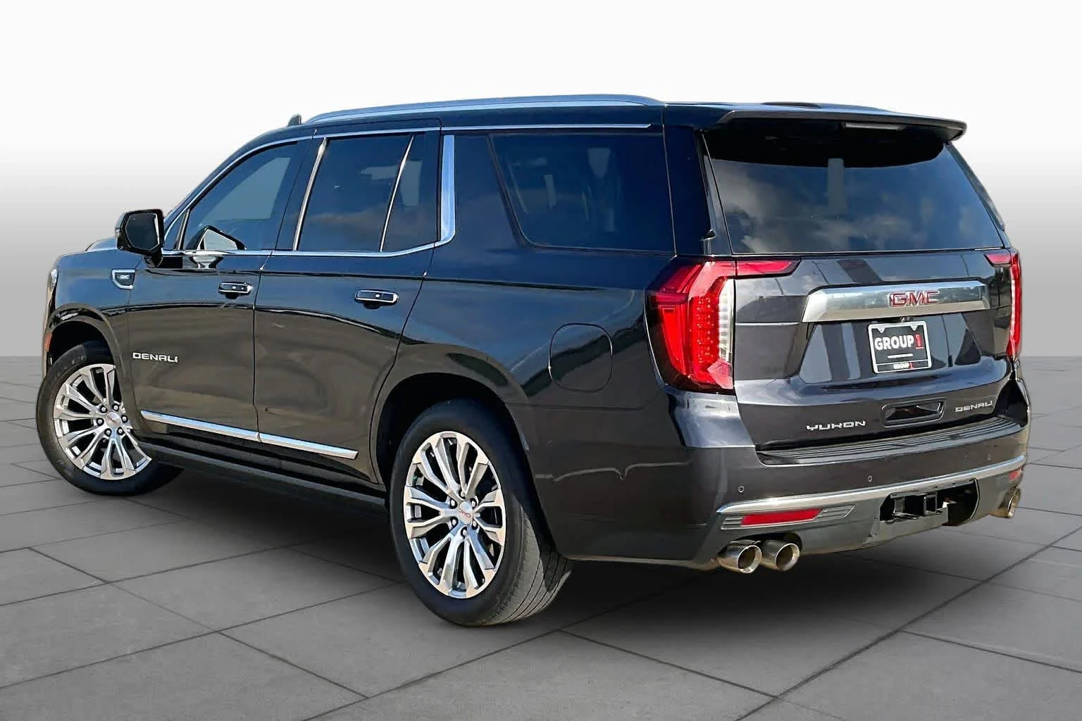 Used 2023 Titanium Rush Metallic GMC Denali image 11