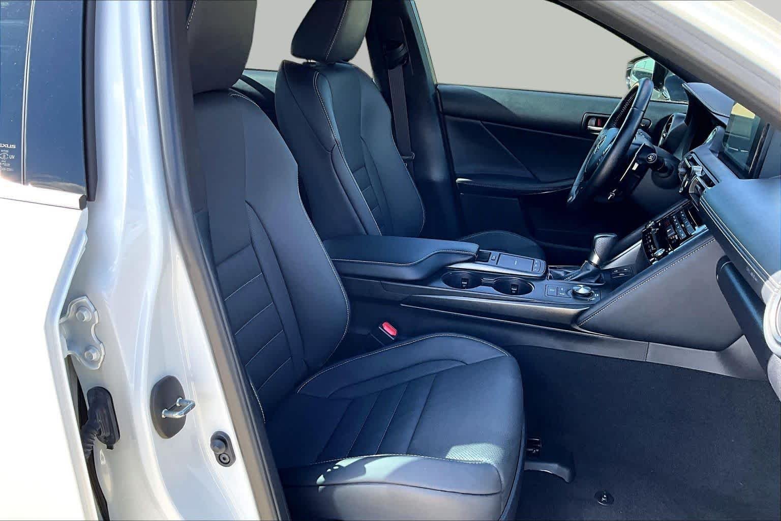 Used 2024 Ultra White Lexus F SPORT image 9