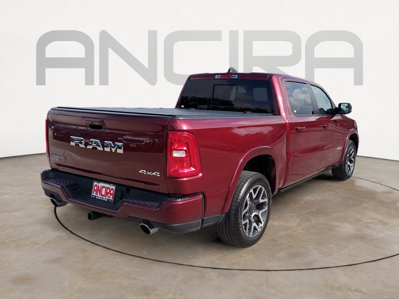 Used 2025 Delmonico Red Pearlcoat Ram Laramie image 10