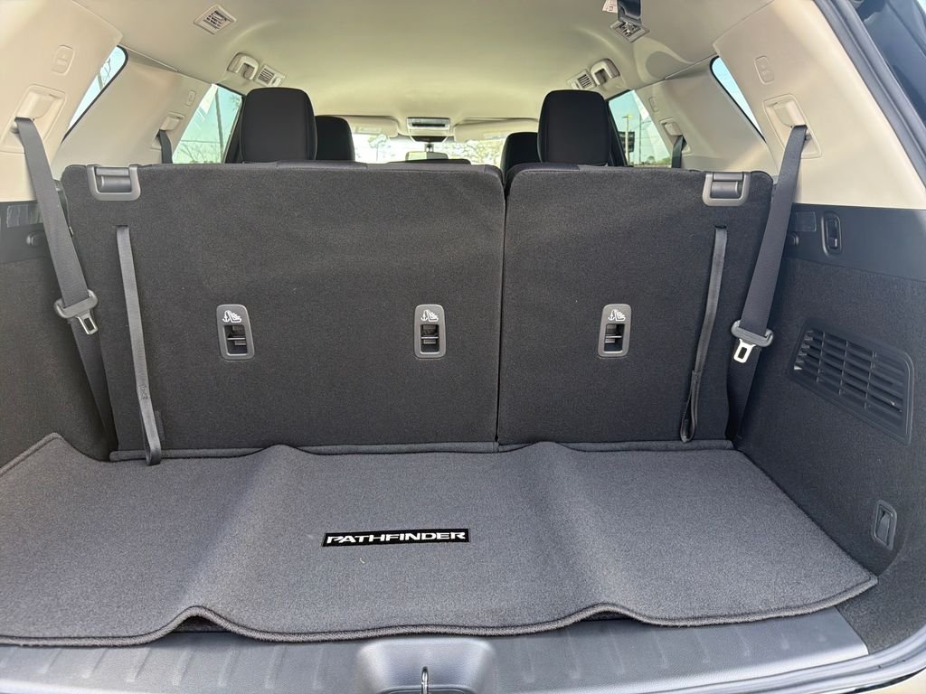 New 2026 Nissan Pathfinder SV 4D Sport Utility