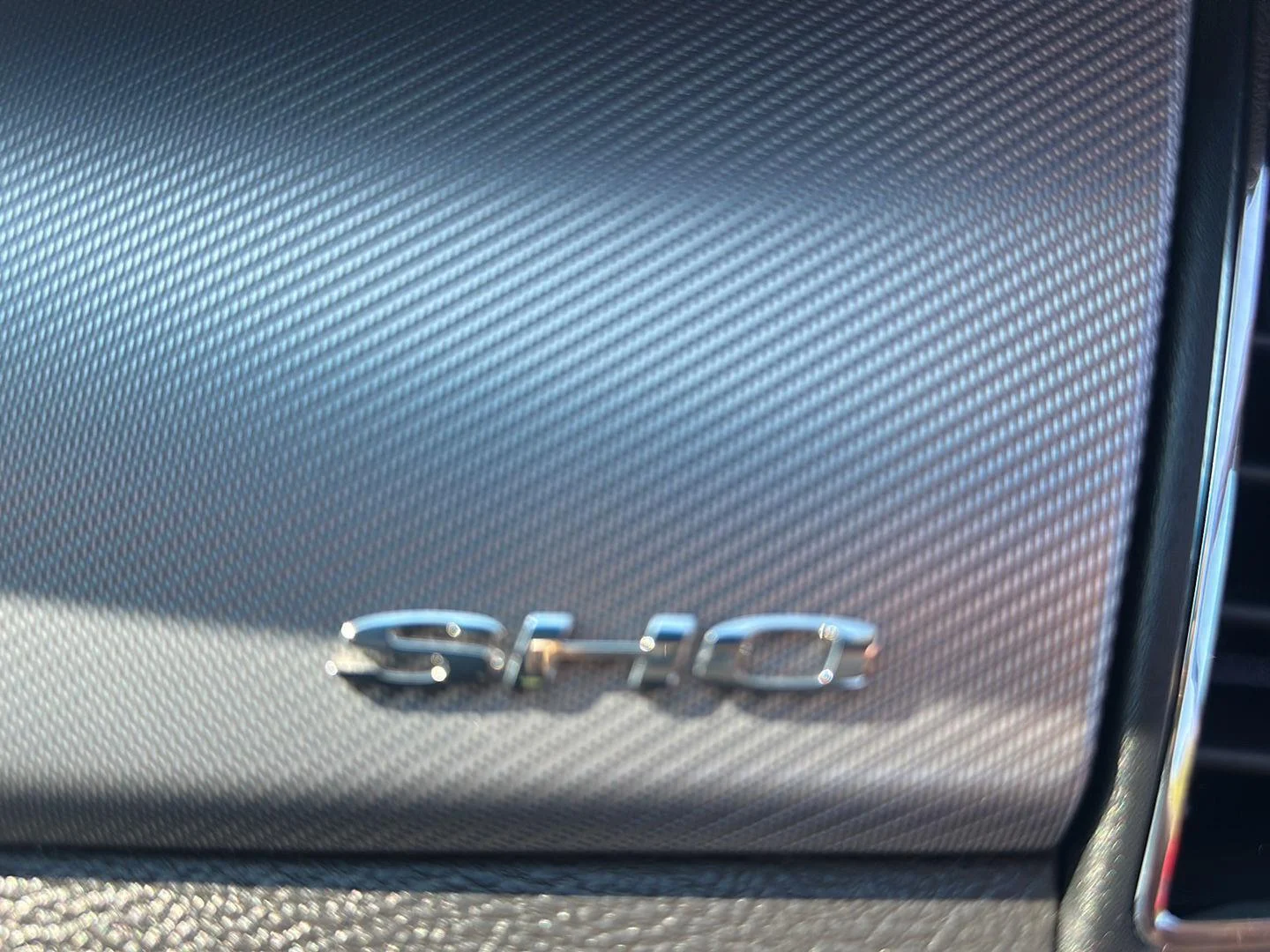 Used 2016 Magnetic FORD SEDAN image 14
