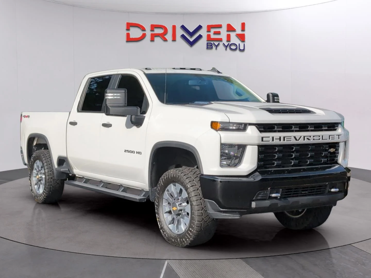 Used 2023 Summit White Chevrolet Custom image 6