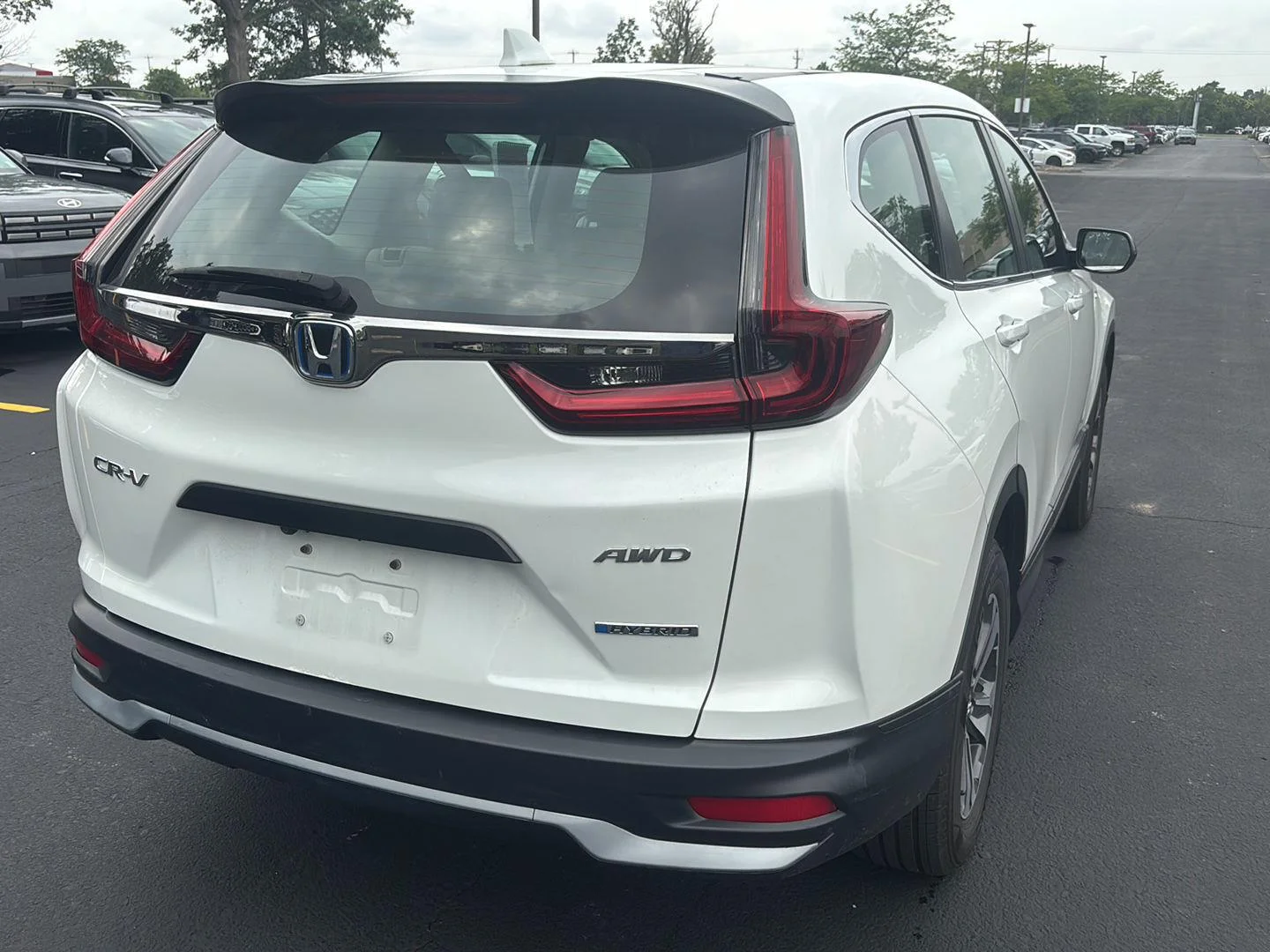 Used 2020 Platinum White Pearl Honda LX image 6